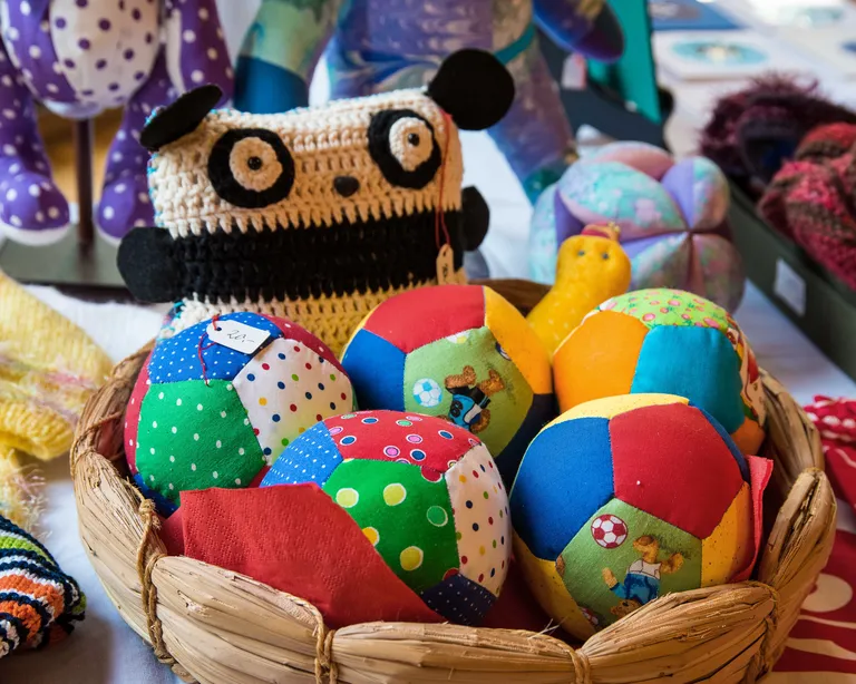 Bazar_Oberengstringen_Pluesch