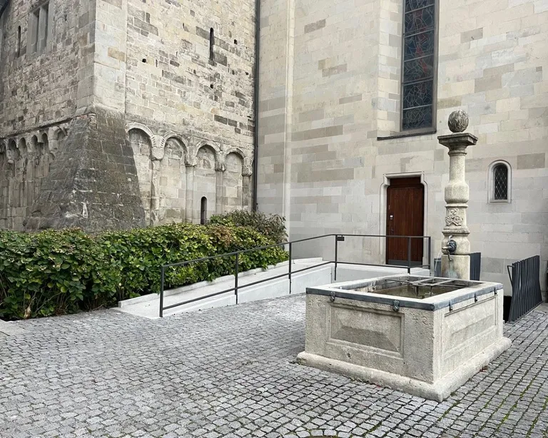 Rampe im Bereich des Kreuzgangs Fraumünster © Balz Amrein